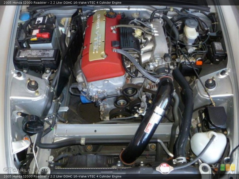 2.2 Liter DOHC 16-Valve VTEC 4 Cylinder Engine for the 2005 Honda S2000 #44562777