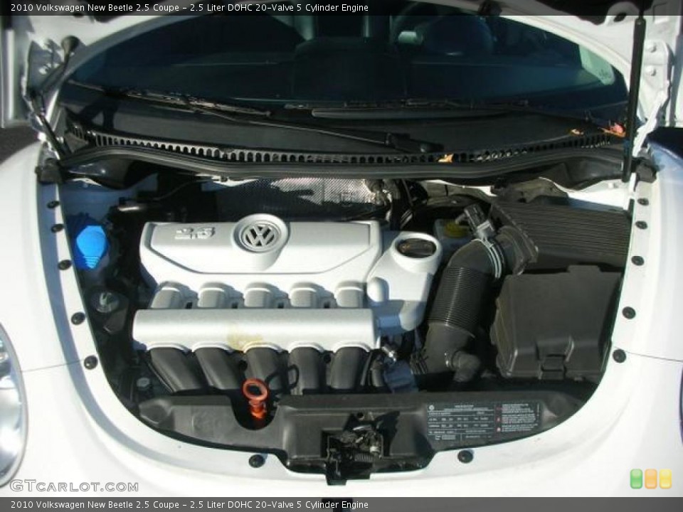 2.5 Liter DOHC 20-Valve 5 Cylinder Engine for the 2010 Volkswagen New Beetle #44732140