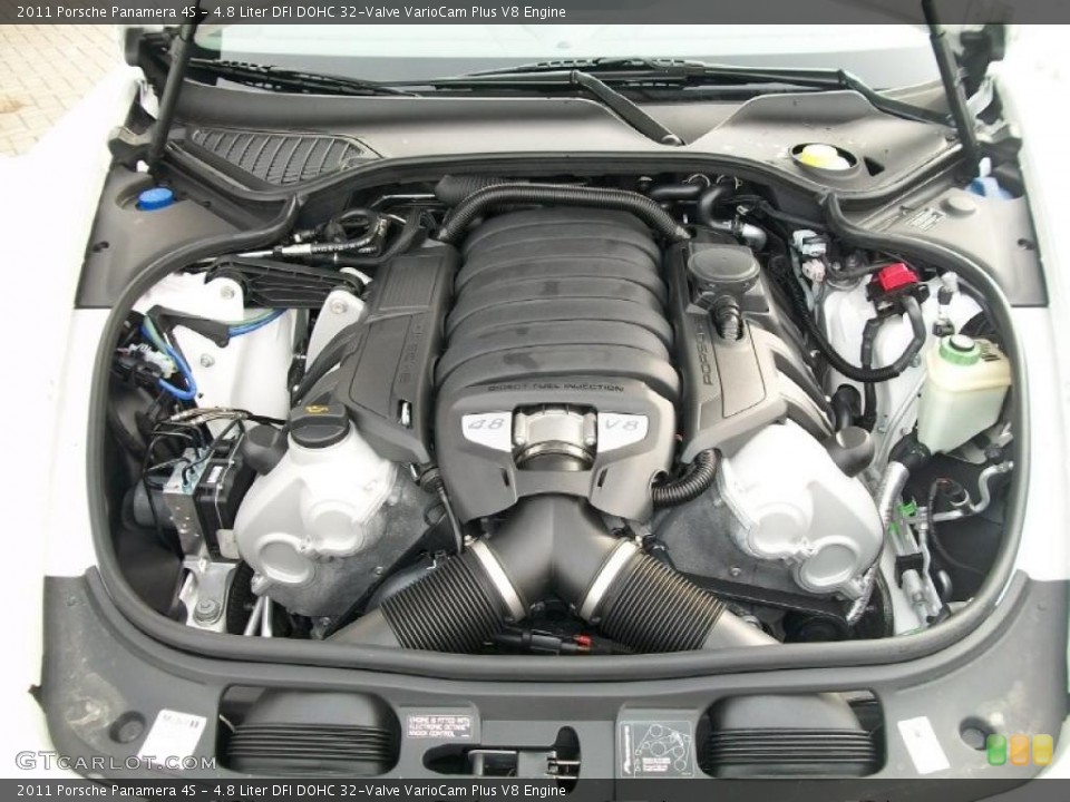 4.8 Liter DFI DOHC 32-Valve VarioCam Plus V8 Engine for the 2011 Porsche Panamera #44818104