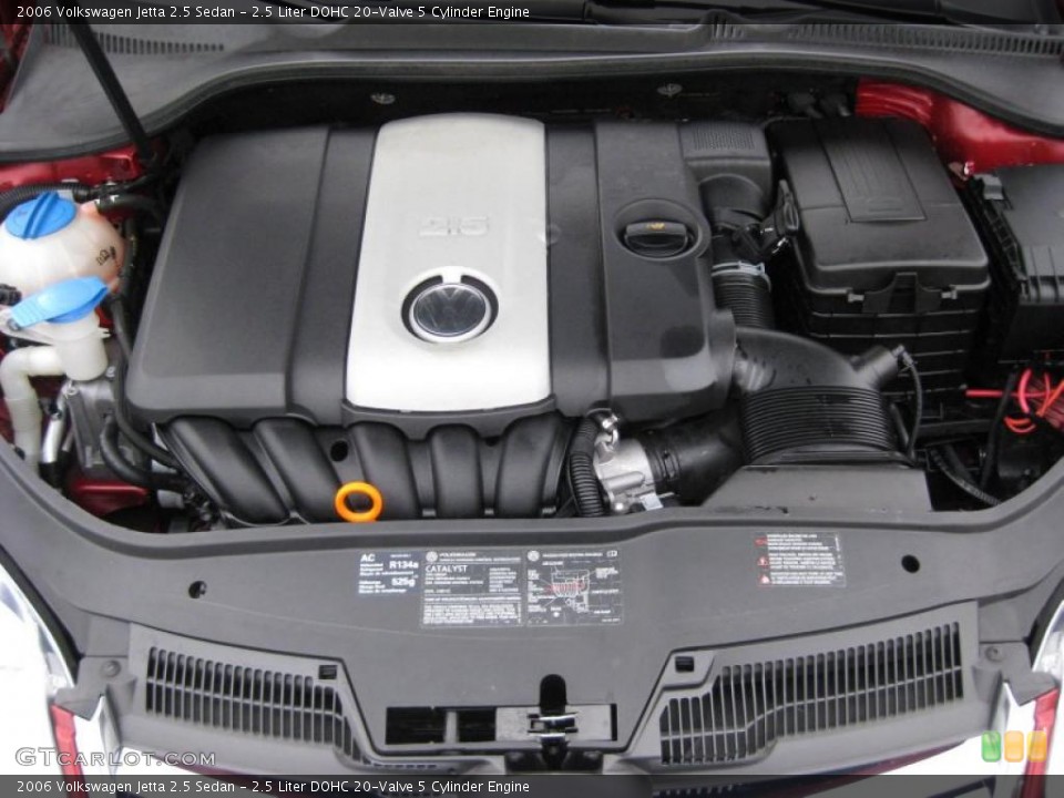 2.5 Liter DOHC 20-Valve 5 Cylinder Engine for the 2006 Volkswagen Jetta #44893337