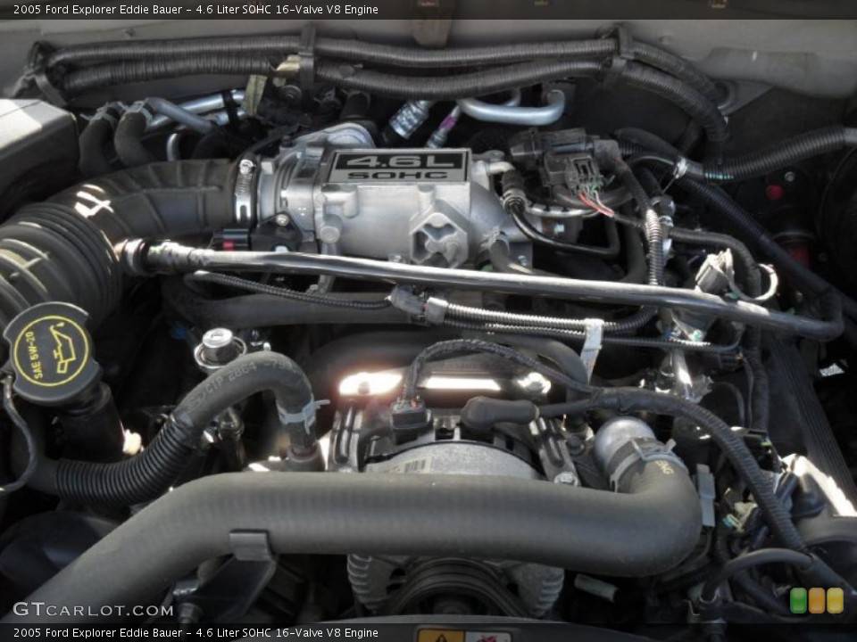4.6 Liter SOHC 16-Valve V8 2005 Ford Explorer Engine