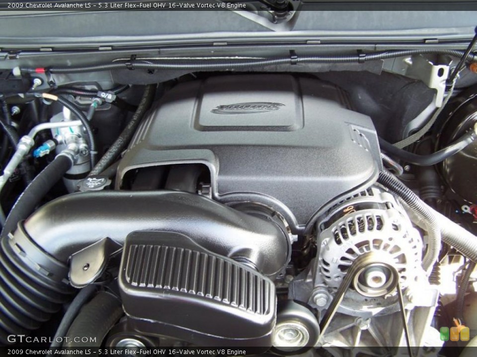 5.3 Liter Flex-Fuel OHV 16-Valve Vortec V8 2009 Chevrolet Avalanche Engine