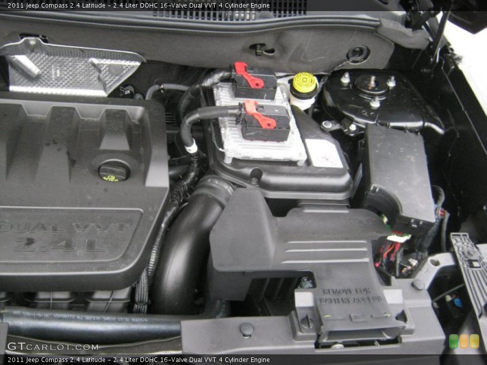 2.4 Liter DOHC 16-Valve Dual VVT 4 Cylinder Engine for the 2011 Jeep Compass #45704690