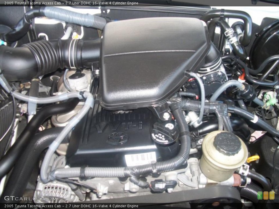 2.7 Liter DOHC 16-Valve 4 Cylinder Engine for the 2005 Toyota Tacoma #45735850