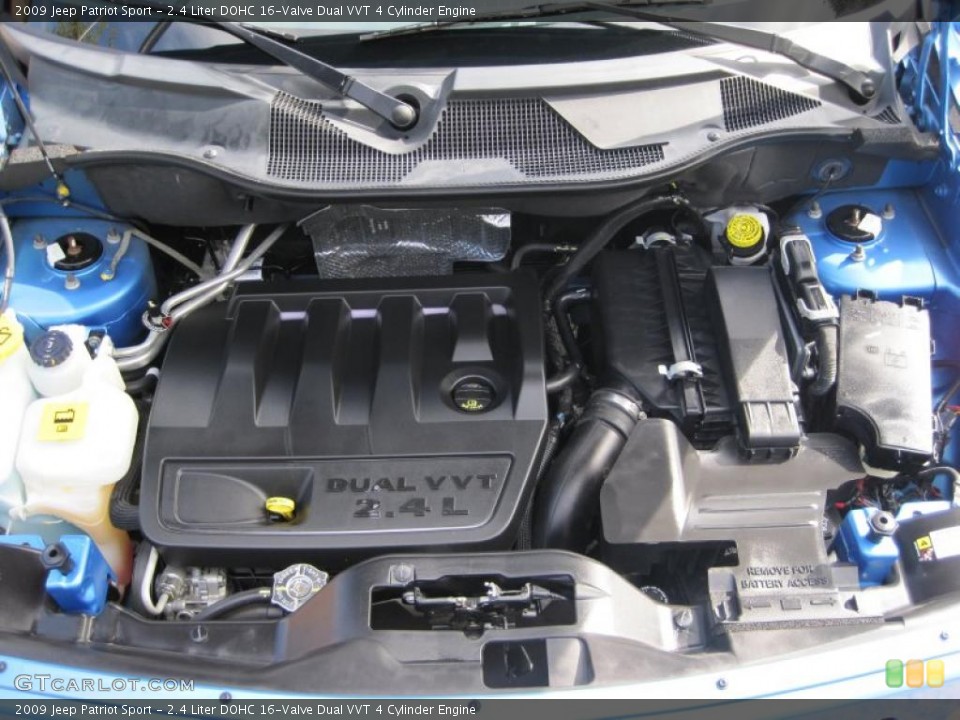 2.4 Liter DOHC 16-Valve Dual VVT 4 Cylinder Engine for the 2009 Jeep Patriot #45755890