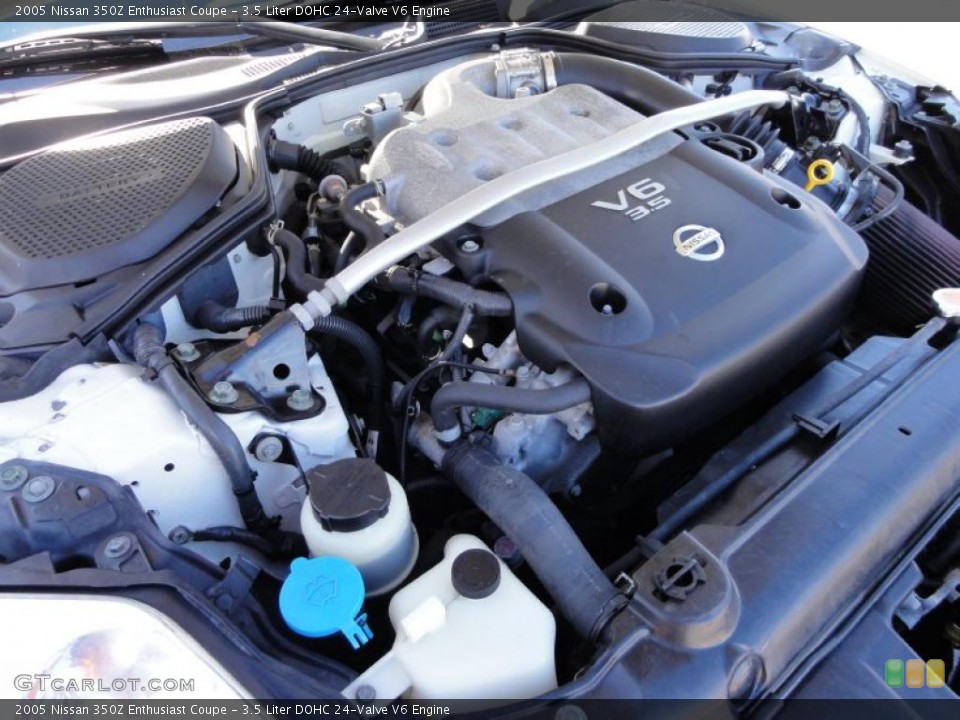 3.5 Liter DOHC 24-Valve V6 Engine for the 2005 Nissan 350Z #45763199