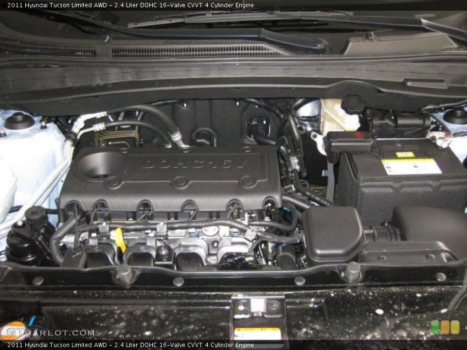 2.4 Liter DOHC 16-Valve CVVT 4 Cylinder Engine for the 2011 Hyundai Tucson #46034421