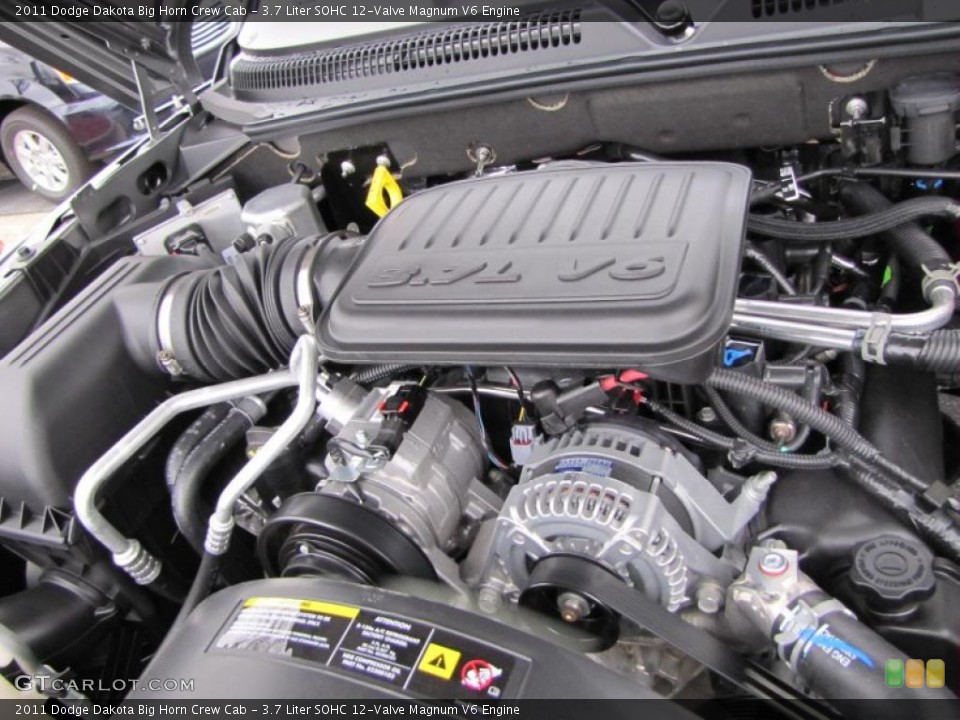 3.7 Liter SOHC 12-Valve Magnum V6 Engine for the 2011 Dodge Dakota #46339203