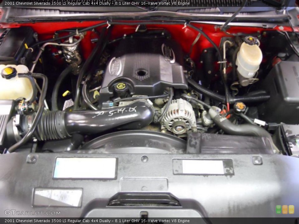 8.1 Liter OHV 16-Valve Vortec V8 2001 Chevrolet Silverado 3500 Engine
