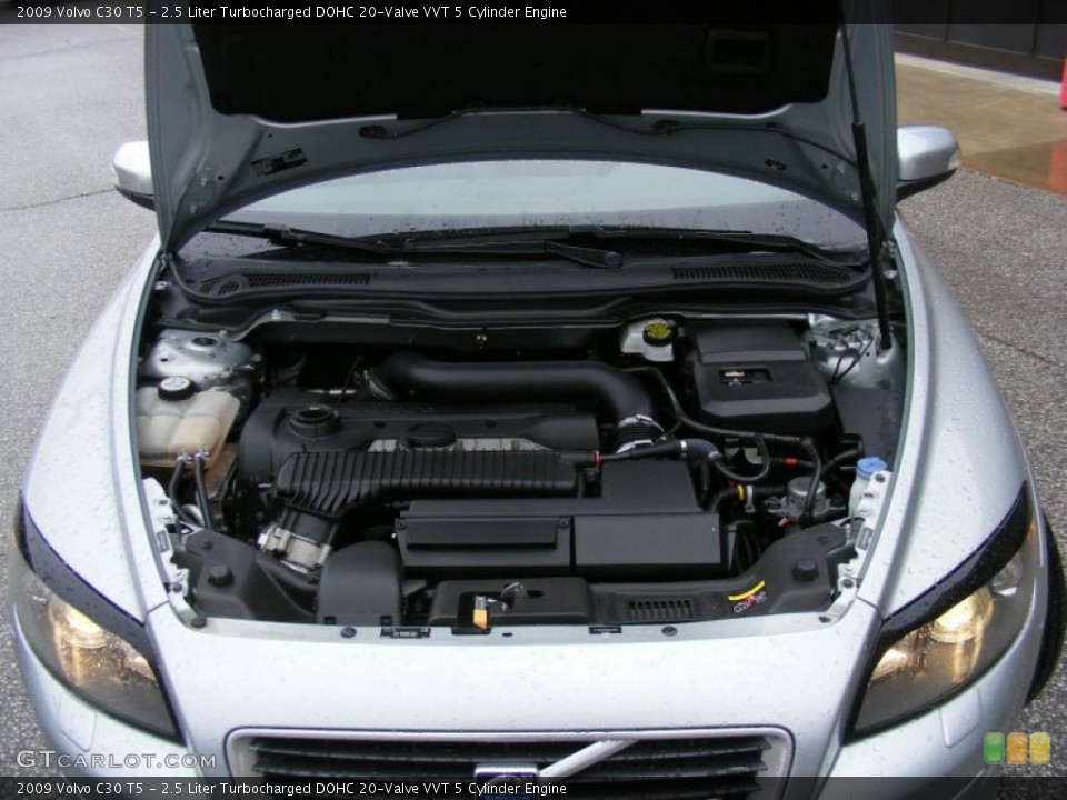 2.5 Liter Turbocharged DOHC 20-Valve VVT 5 Cylinder Engine for the 2009 Volvo C30 #46813545