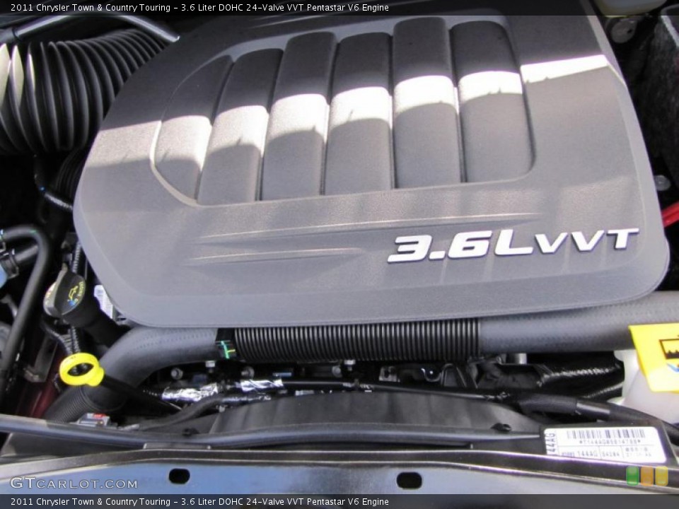 3.6 Liter DOHC 24-Valve VVT Pentastar V6 Engine for the 2011 Chrysler Town & Country #46821069