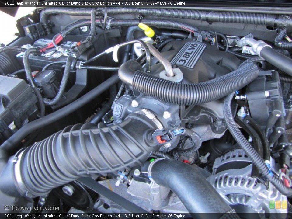 3.8 Liter OHV 12-Valve V6 2011 Jeep Wrangler Unlimited Engine