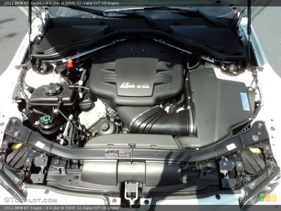 4.0 Liter M DOHC 32-Valve VVT V8 Engine for the 2011 BMW M3 #46848069