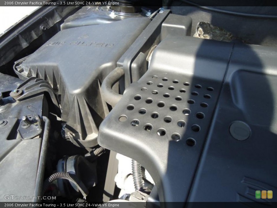 3.5 Liter SOHC 24-Valve V6 Engine for the 2006 Chrysler Pacifica #47023317