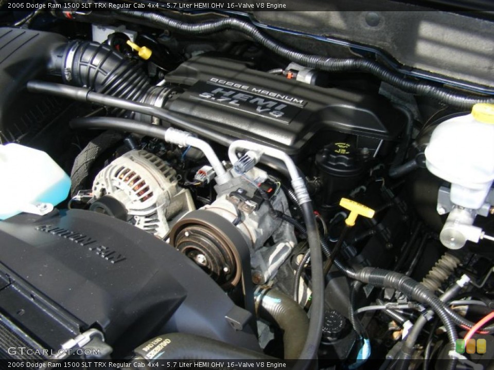 5.7 Liter HEMI OHV 16-Valve V8 Engine for the 2006 Dodge Ram 1500 #47202305