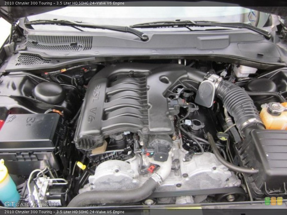 3.5 Liter HO SOHC 24-Valve V6 Engine for the 2010 Chrysler 300 #47227958