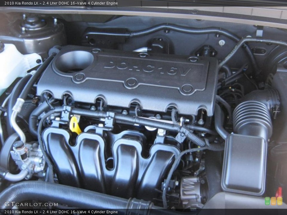 2.4 Liter DOHC 16-Valve 4 Cylinder 2010 Kia Rondo Engine