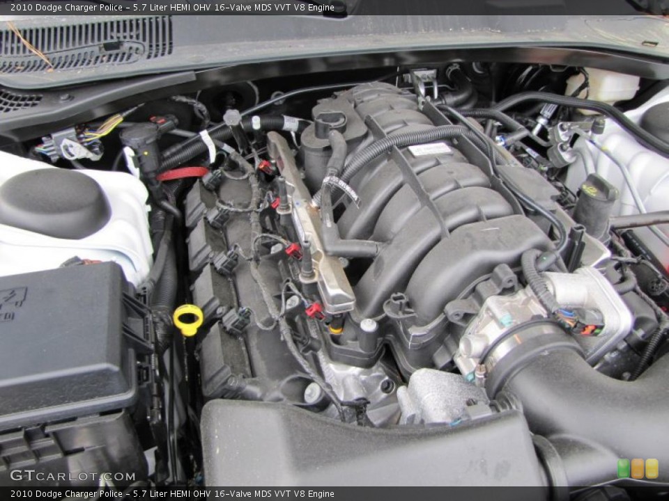 5.7 Liter HEMI OHV 16-Valve MDS VVT V8 2010 Dodge Charger Engine