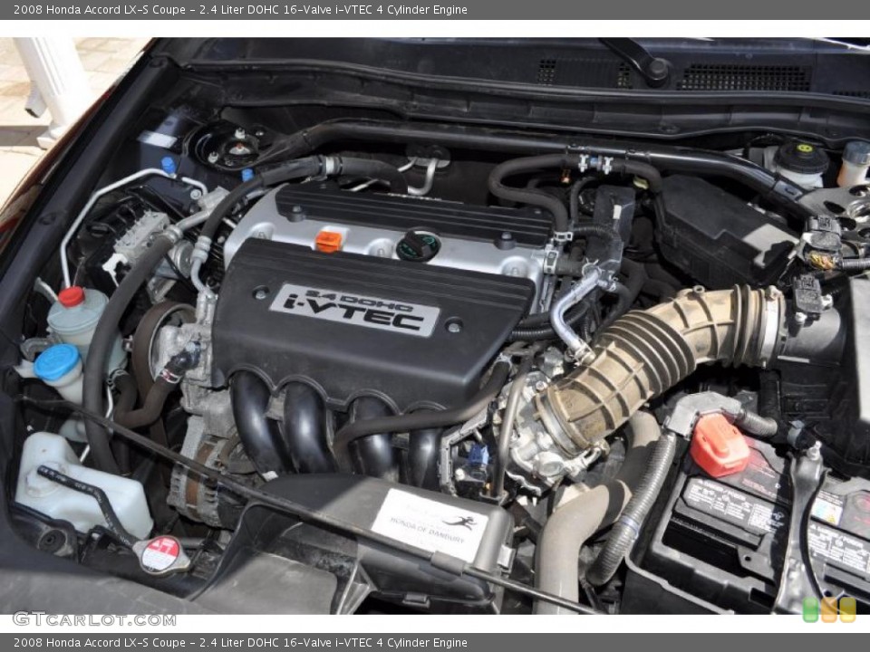 2.4 Liter DOHC 16-Valve i-VTEC 4 Cylinder Engine for the 2008 Honda Accord #47523520