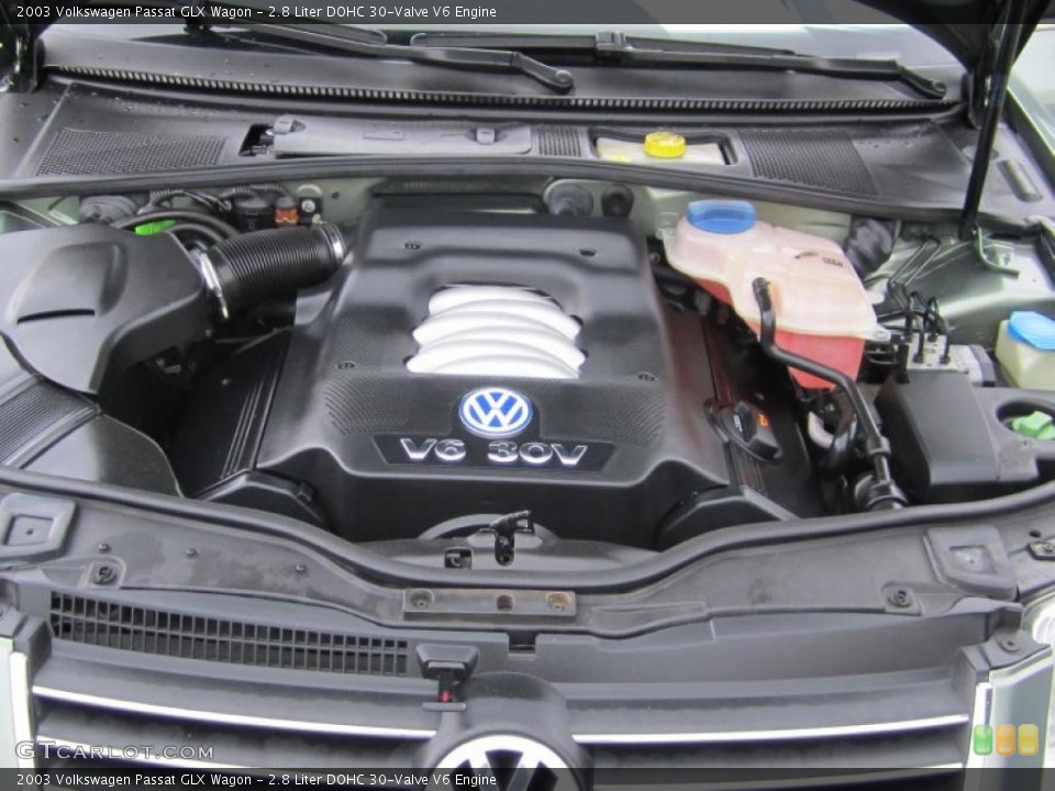 2.8 Liter DOHC 30-Valve V6 Engine for the 2003 Volkswagen Passat #47526175