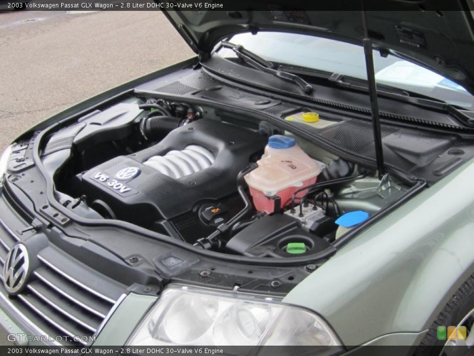 2.8 Liter DOHC 30-Valve V6 Engine for the 2003 Volkswagen Passat #47526187