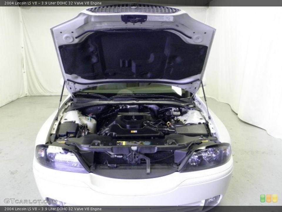 3.9 Liter DOHC 32 Valve V8 Engine for the 2004 Lincoln LS #47556284