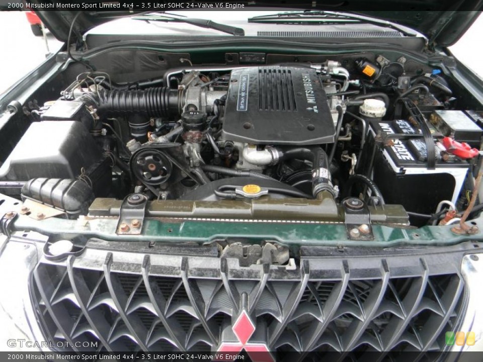 3.5 Liter SOHC 24-Valve V6 2000 Mitsubishi Montero Sport Engine