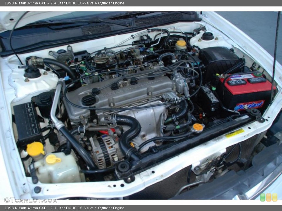 2.4 Liter DOHC 16-Valve 4 Cylinder Engine for the 1998 Nissan Altima #47753426