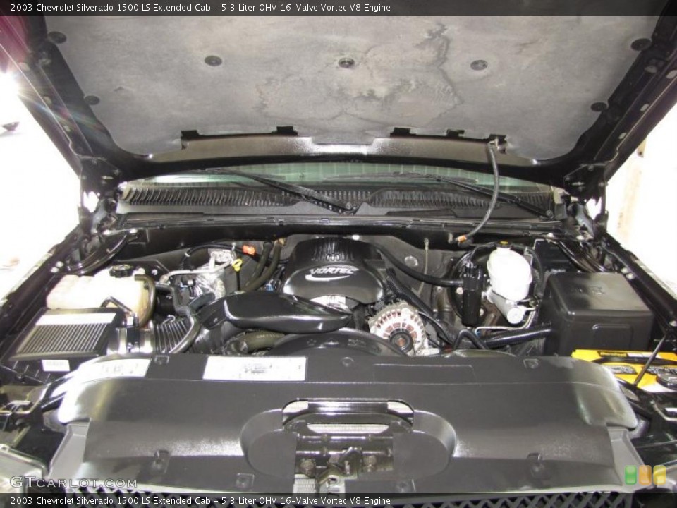 5.3 Liter OHV 16-Valve Vortec V8 2003 Chevrolet Silverado 1500 Engine