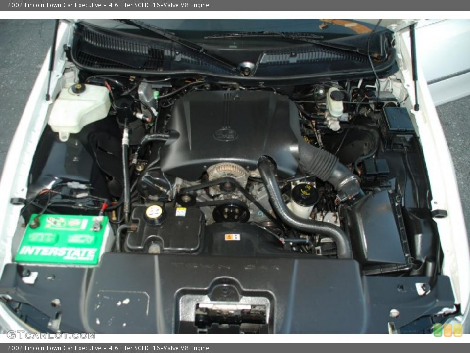 4.6 Liter SOHC 16-Valve V8 Engine for the 2002 Lincoln Town Car #47903180