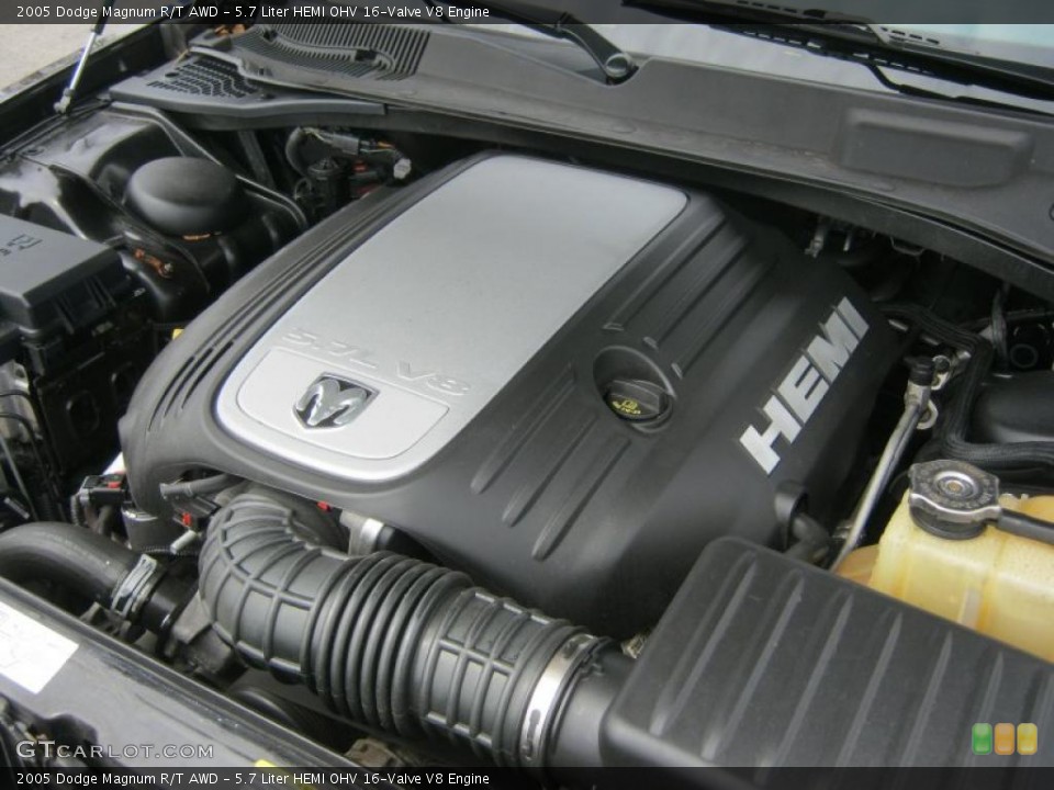 5.7 Liter HEMI OHV 16-Valve V8 Engine for the 2005 Dodge Magnum #48046342