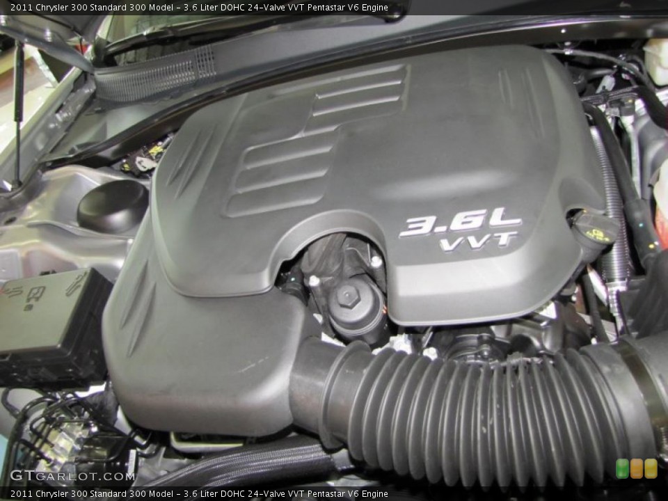 3.6 Liter DOHC 24-Valve VVT Pentastar V6 Engine for the 2011 Chrysler 300 #48138201