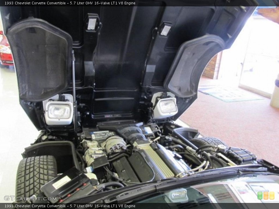 5.7 Liter OHV 16-Valve LT1 V8 Engine for the 1993 Chevrolet Corvette #48182012