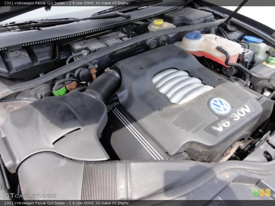 2.8 Liter DOHC 30-Valve V6 Engine for the 2001 Volkswagen Passat #48342541