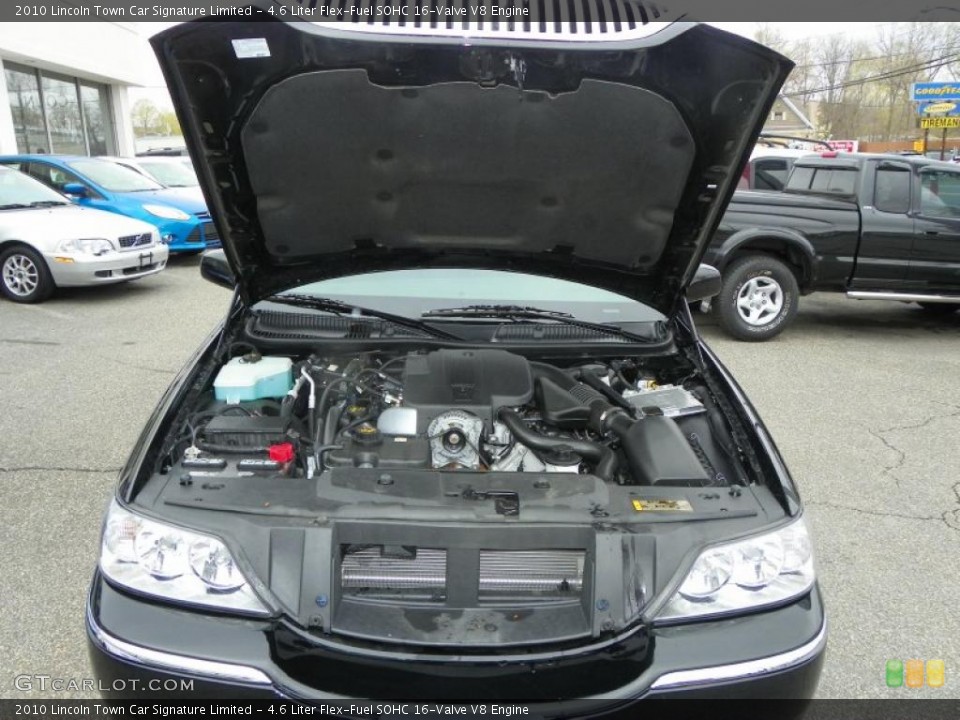4.6 Liter Flex-Fuel SOHC 16-Valve V8 Engine for the 2010 Lincoln Town Car #48461868