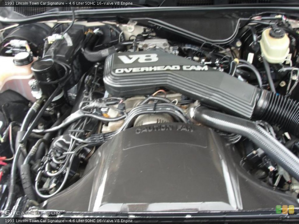 4.6 Liter SOHC 16-Valve V8 1993 Lincoln Town Car Engine