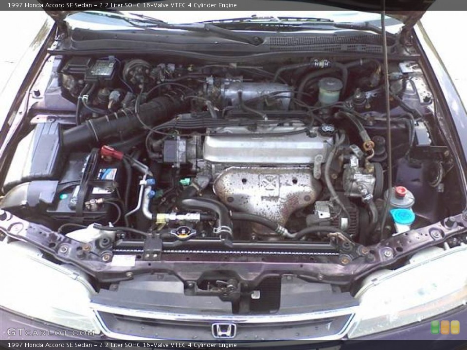 2.2 Liter SOHC 16-Valve VTEC 4 Cylinder Engine for the 1997 Honda Accord #48512698