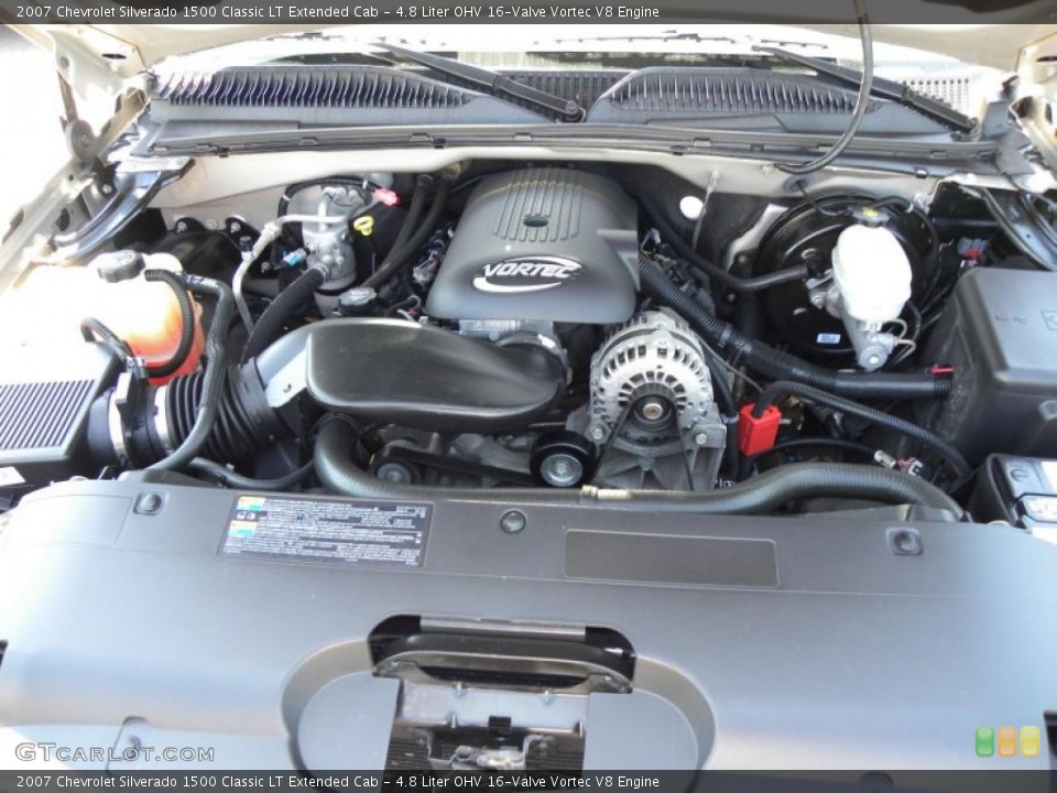 4.8 Liter OHV 16-Valve Vortec V8 Engine for the 2007 Chevrolet Silverado 1500 #48750516