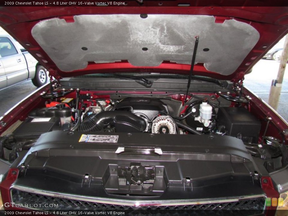 4.8 Liter OHV 16-Valve Vortec V8 2009 Chevrolet Tahoe Engine