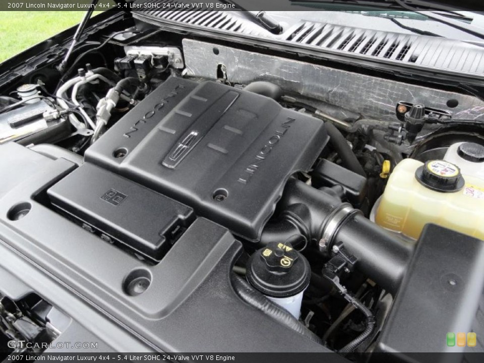 5.4 Liter SOHC 24-Valve VVT V8 Engine for the 2007 Lincoln Navigator #48913558