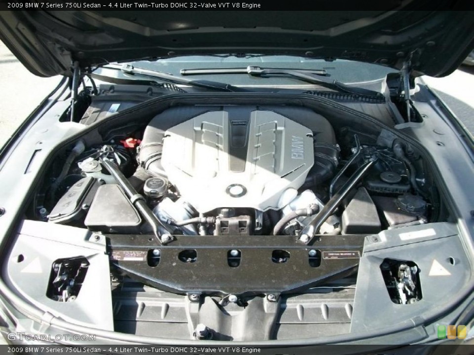 4.4 Liter Twin-Turbo DOHC 32-Valve VVT V8 Engine for the 2009 BMW 7 Series #48970259