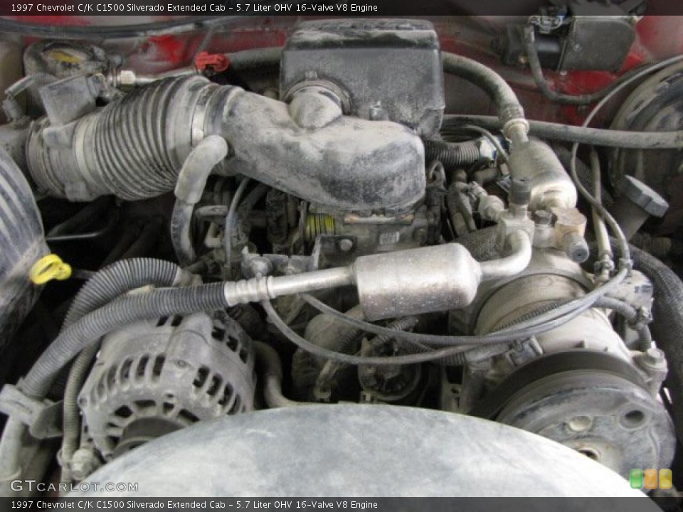 5.7 Liter OHV 16-Valve V8 Engine for the 1997 Chevrolet C/K #49275617