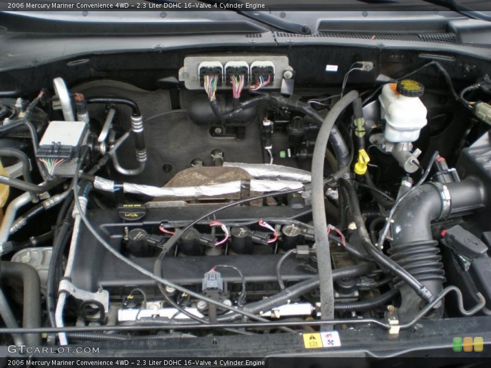 2.3 Liter DOHC 16-Valve 4 Cylinder 2006 Mercury Mariner Engine