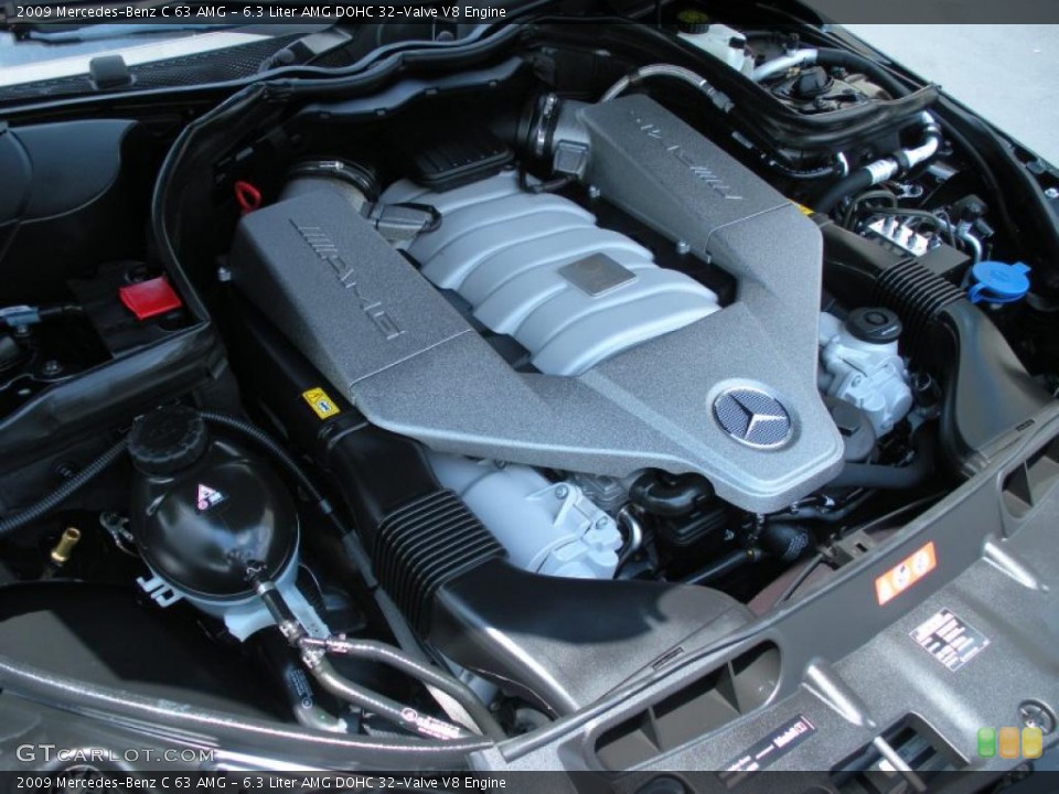 6.3 Liter AMG DOHC 32-Valve V8 Engine for the 2009 Mercedes-Benz C #49402550