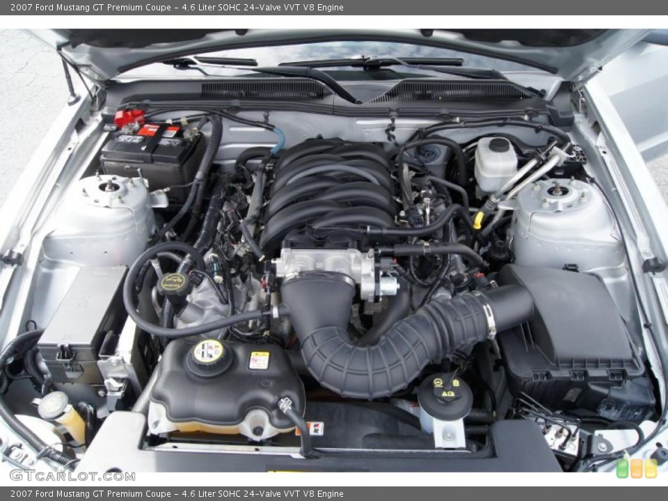 4.6 Liter SOHC 24-Valve VVT V8 Engine for the 2007 Ford Mustang #49497978