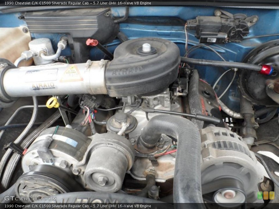 5.7 Liter OHV 16-Valve V8 Engine for the 1990 Chevrolet C/K #49590814