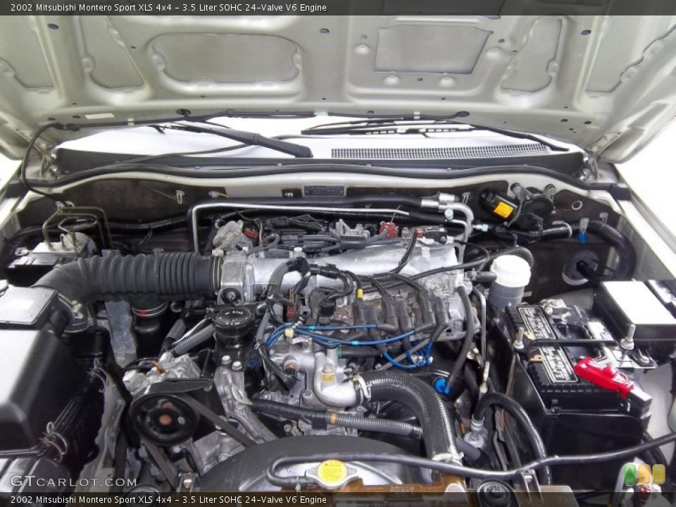 3.5 Liter SOHC 24-Valve V6 Engine for the 2002 Mitsubishi Montero Sport #49734322
