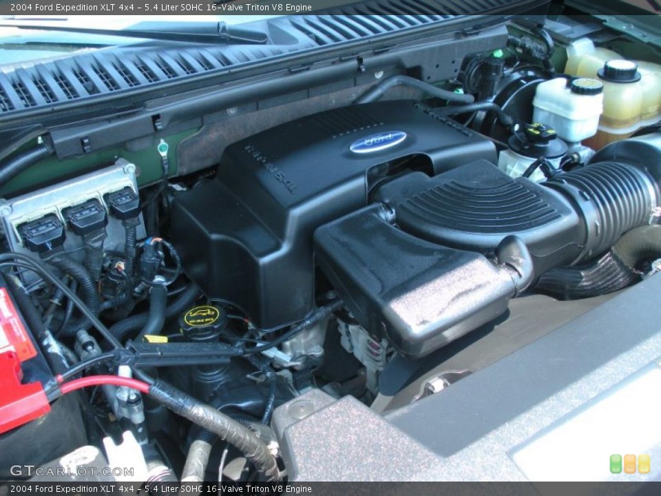 5.4 Liter SOHC 16-Valve Triton V8 Engine for the 2004 Ford Expedition #49760332