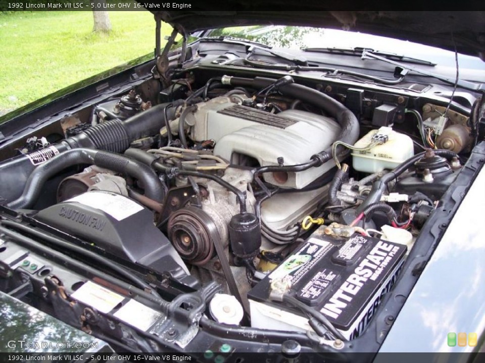 5.0 Liter OHV 16-Valve V8 Engine for the 1992 Lincoln Mark VII #49804602