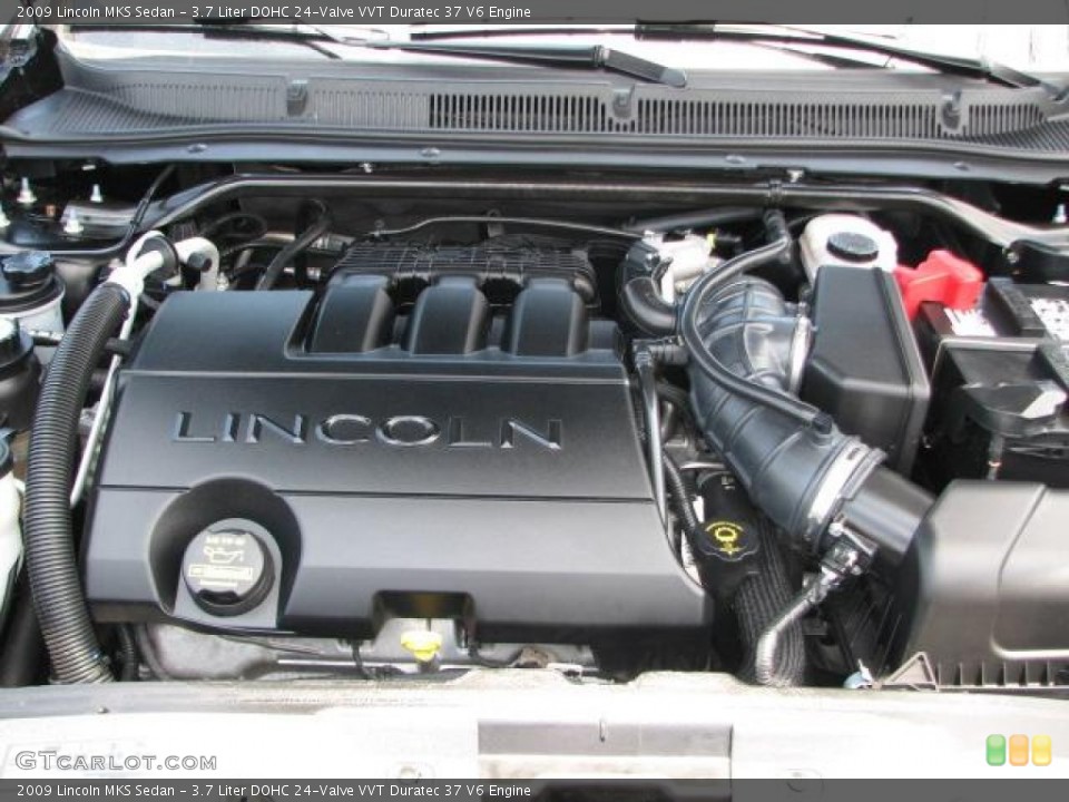 3.7 Liter DOHC 24-Valve VVT Duratec 37 V6 Engine for the 2009 Lincoln MKS #49923600